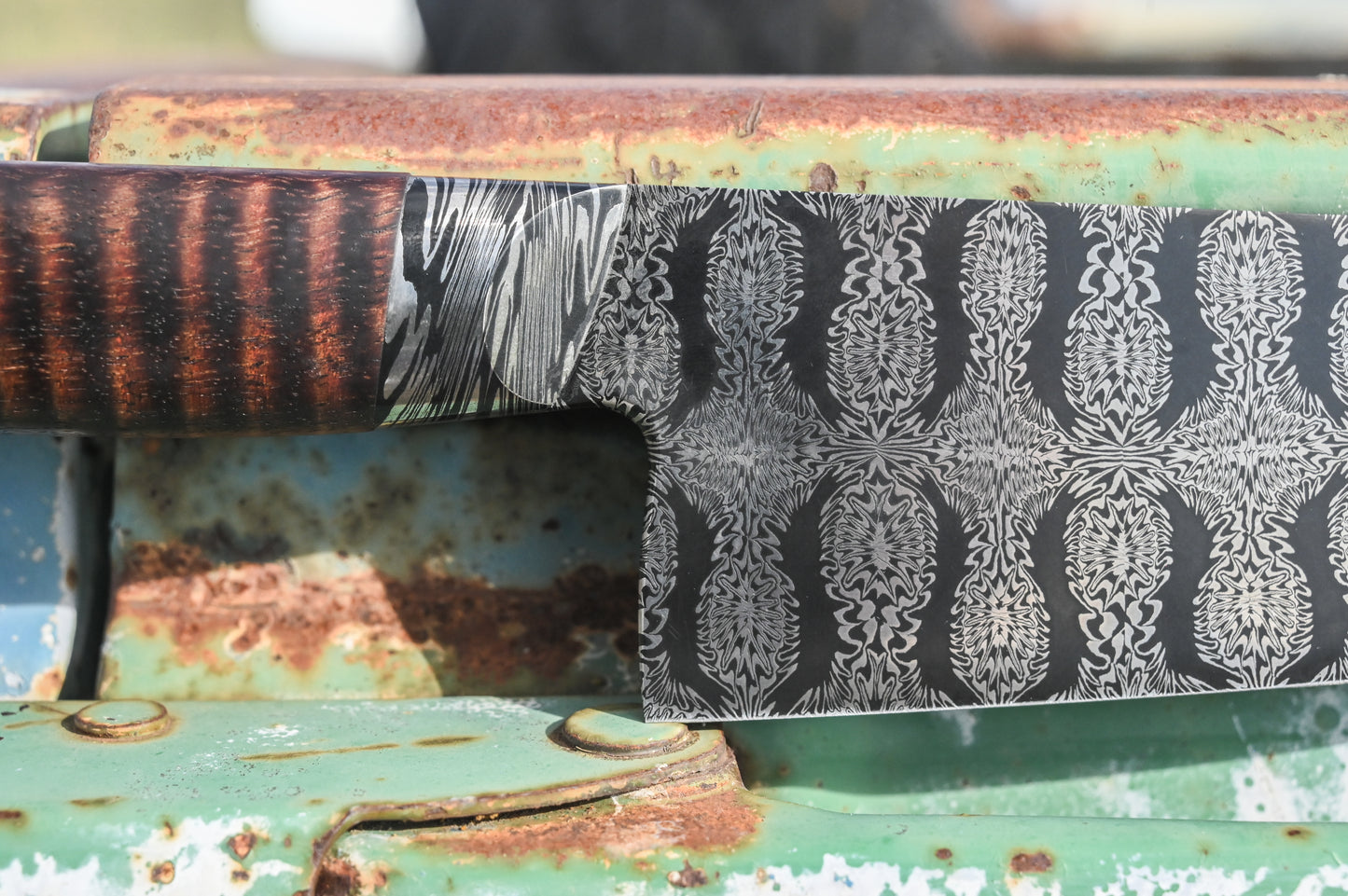 Mosaic Damascus 6" Chef