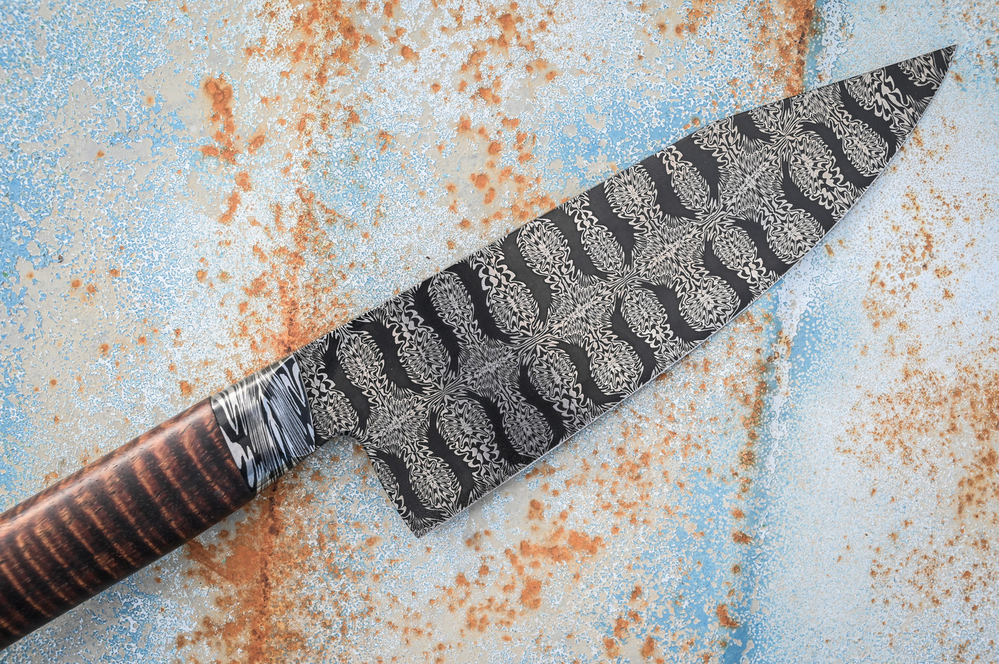 Mosaic Damascus 6" Chef